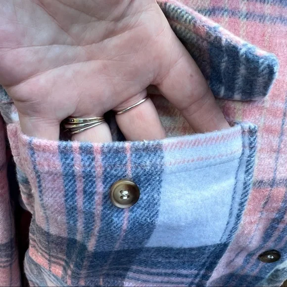 Pink plaid shirt overshirt jacket button up with pockets - Picture 7 of 14